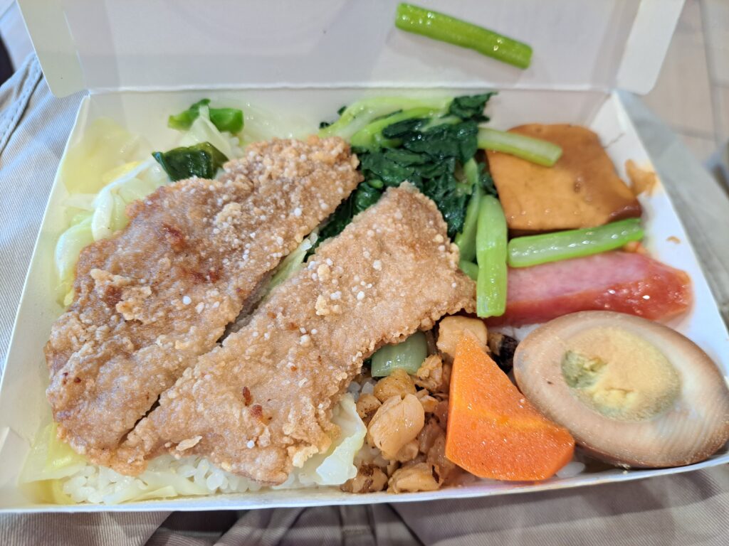 西螺休息站的西螺便當