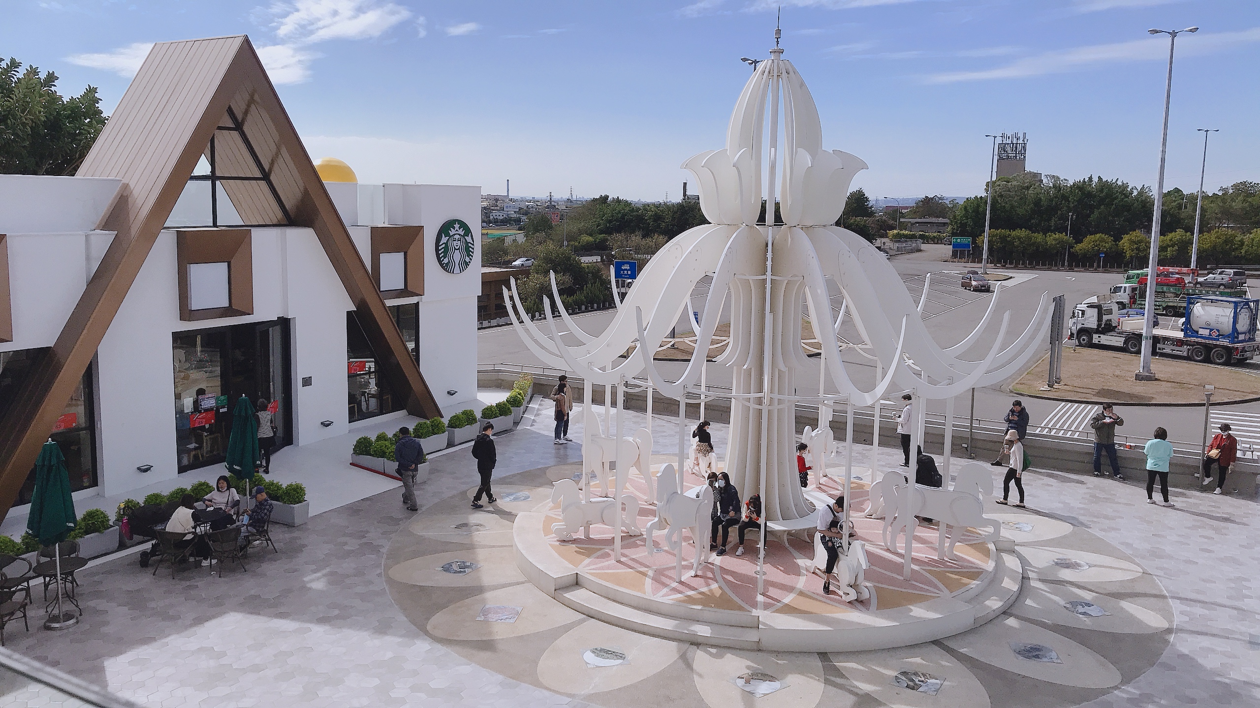 泰安休息站 旋轉木馬