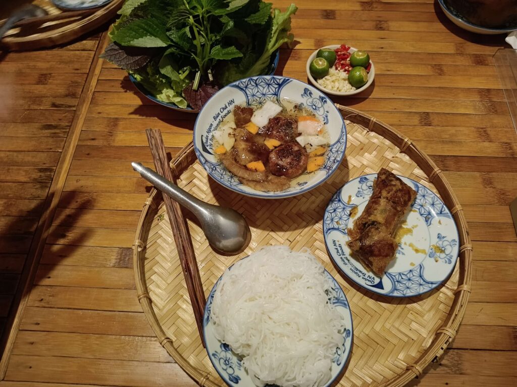 Quán Ngon 越北烤肉米線盛宴