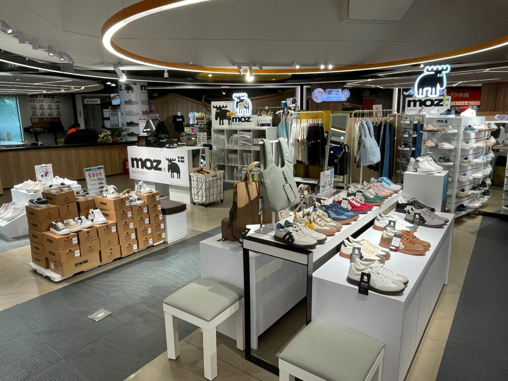 中壢休息站 moz sweden 專櫃實拍